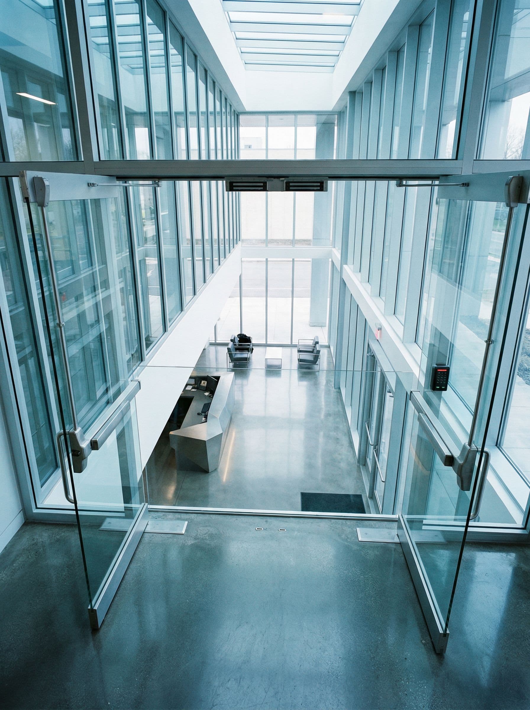 Building entry vestibule with access readers